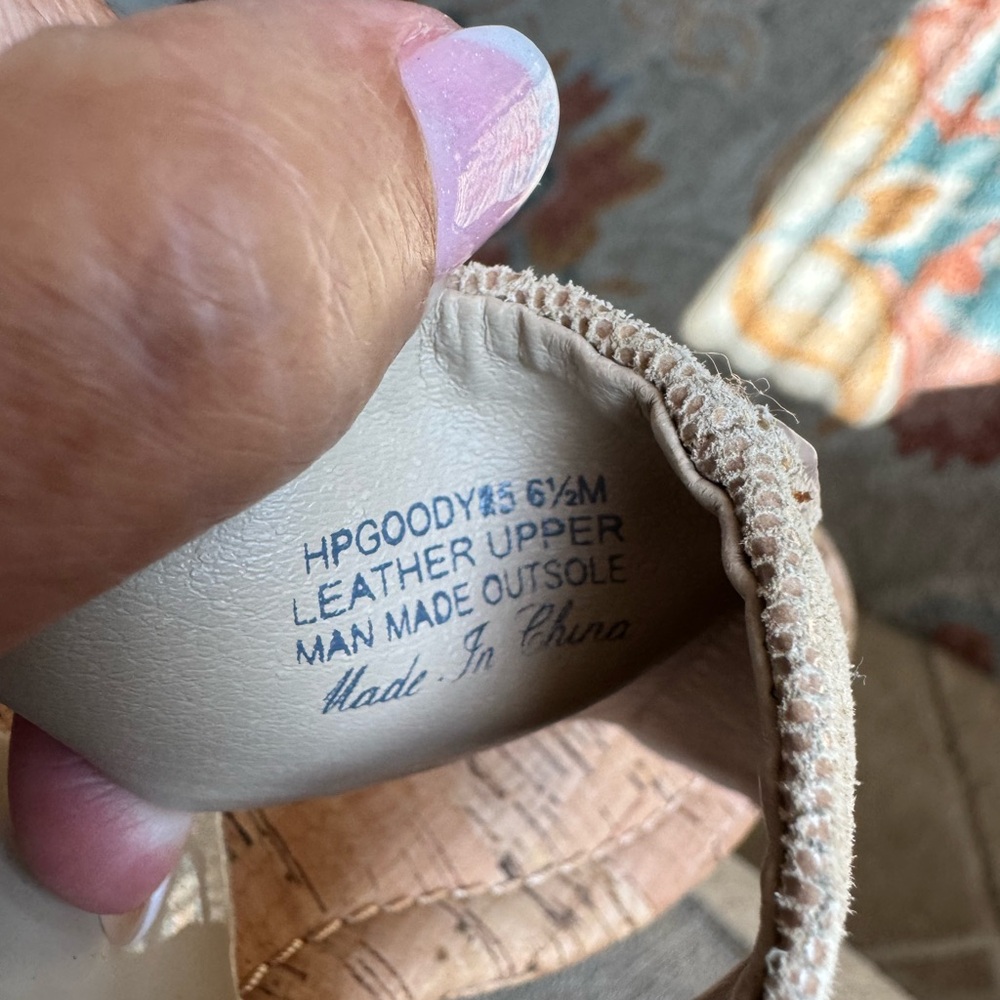 Donald J. Pliner Beige Textured Sandals - Picture 8 of 11